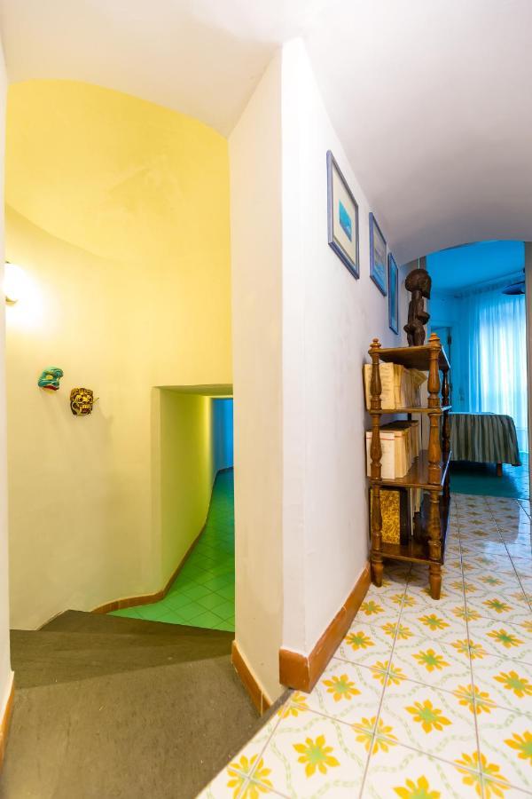 Villa Paola - Hidden Panoramic Garden And Terraces By Napoliapartments Kültér fotó